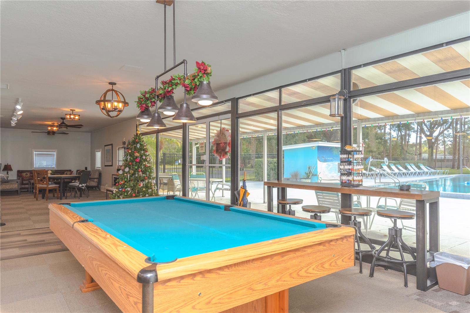 ANCHORAGE OF TARPON LAKE UNIT THREE THE - Residential