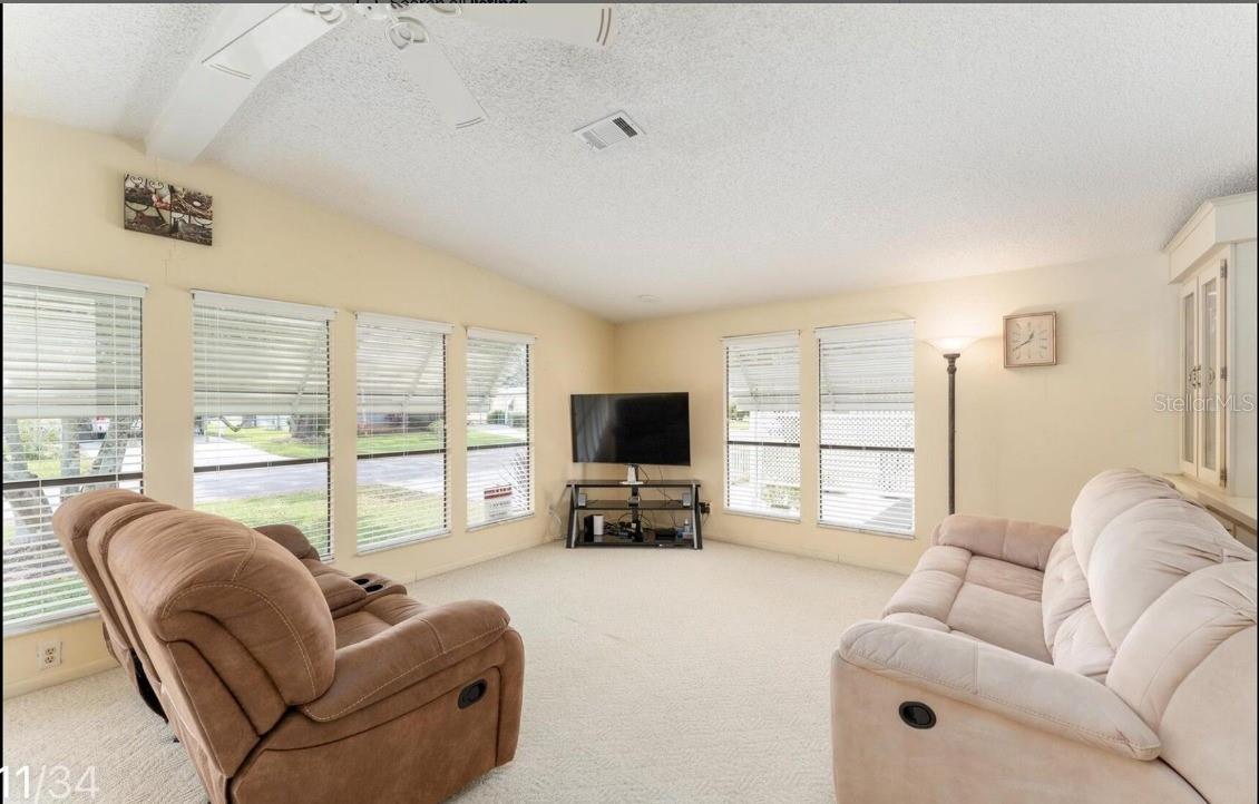 LADY LAKE ORANGE BLOSSOM GARDENS UNIT 12 - Residential