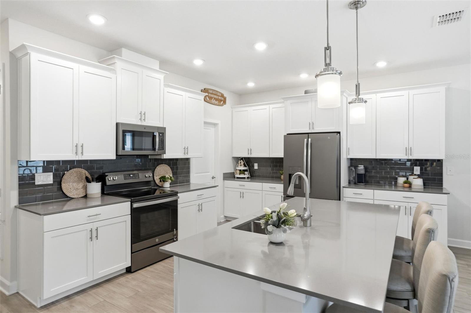 TUSKAWILLA CROSSINGS 50'S - Residential
