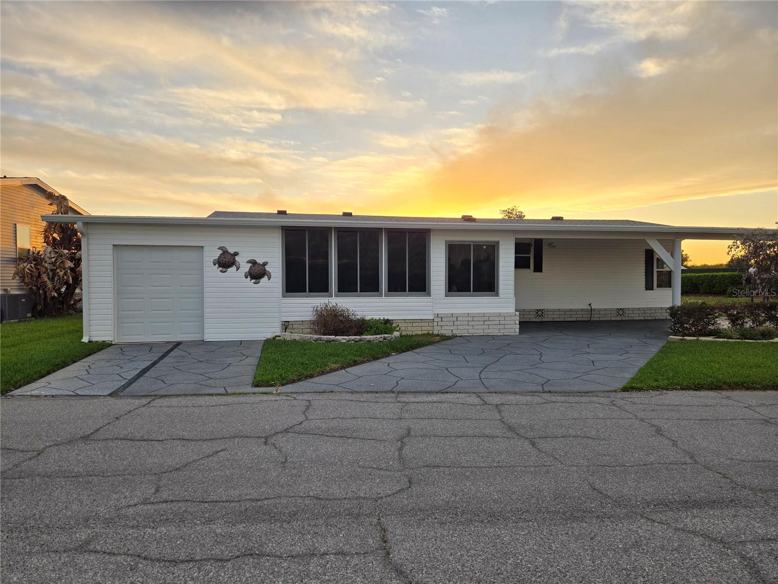 SWEETWATER GOLF AND TENNIS CLUB - Residential