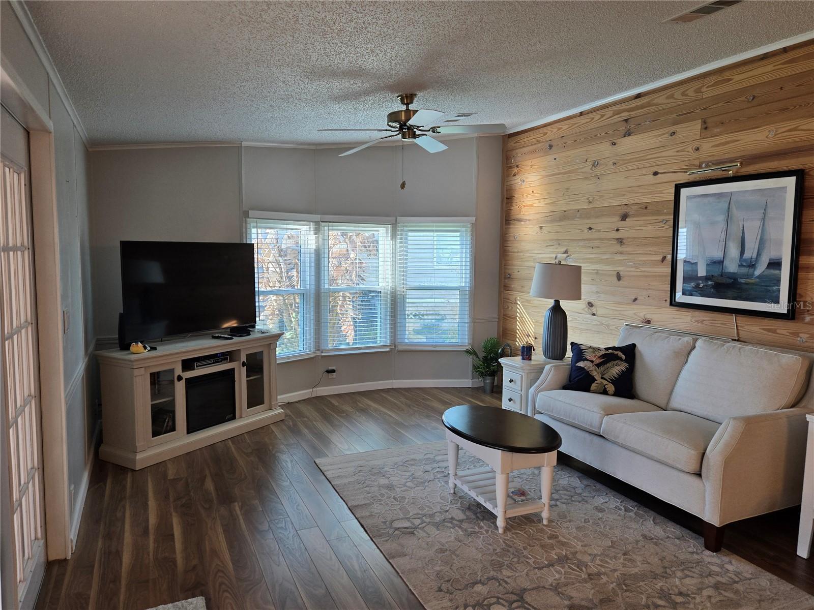 SWEETWATER GOLF AND TENNIS CLUB - Residential