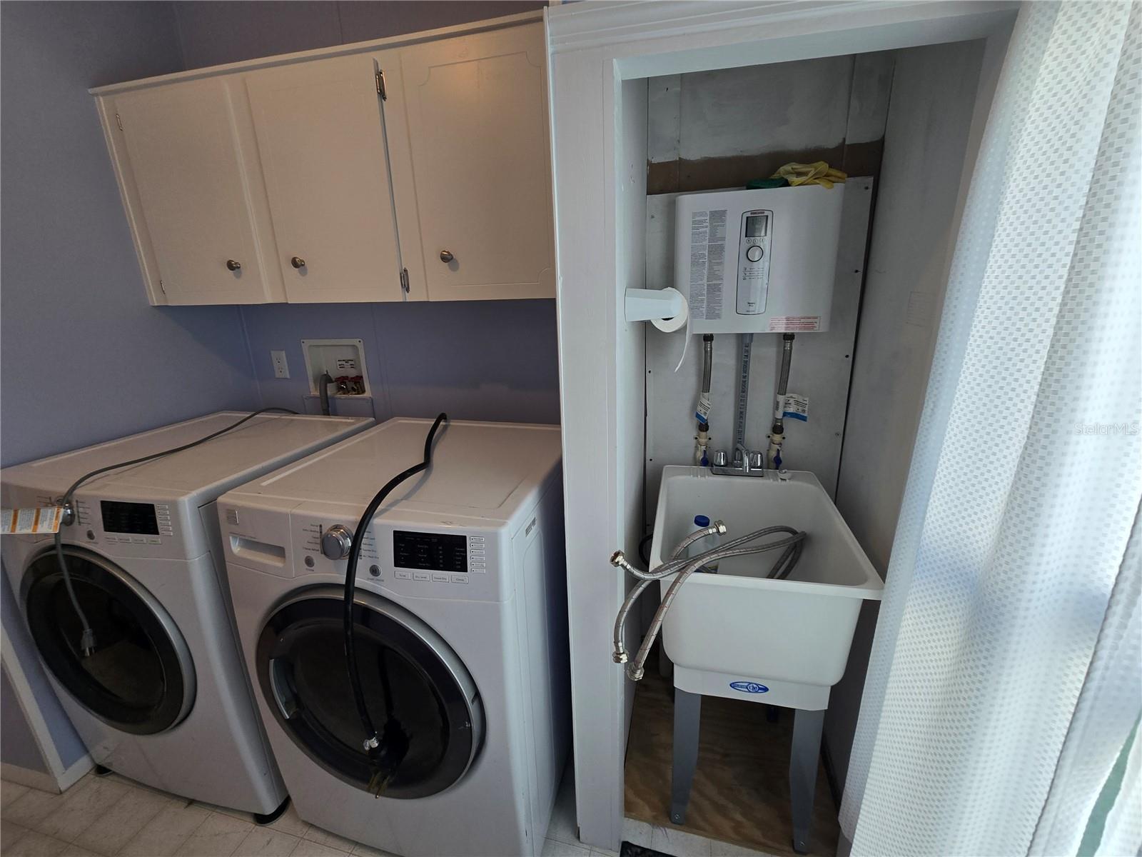 SWEETWATER GOLF AND TENNIS CLUB - Residential