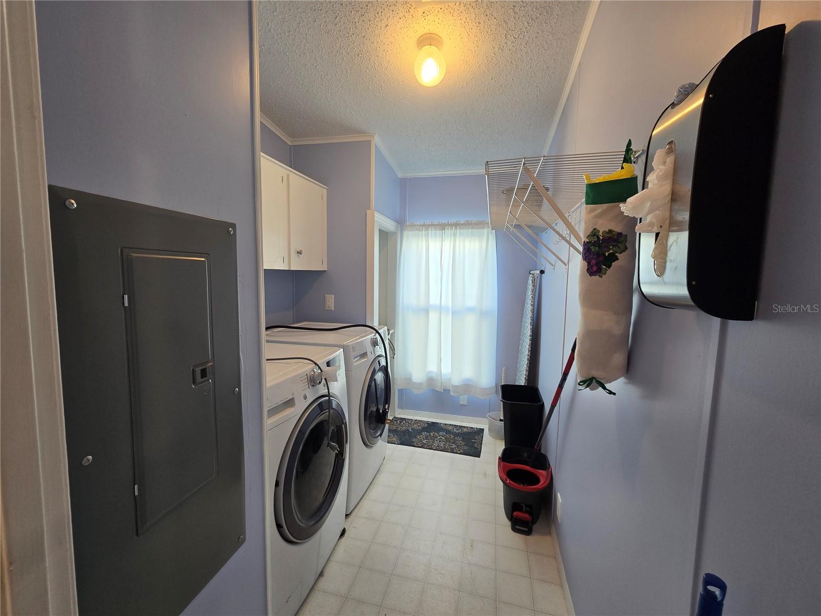 SWEETWATER GOLF AND TENNIS CLUB - Residential