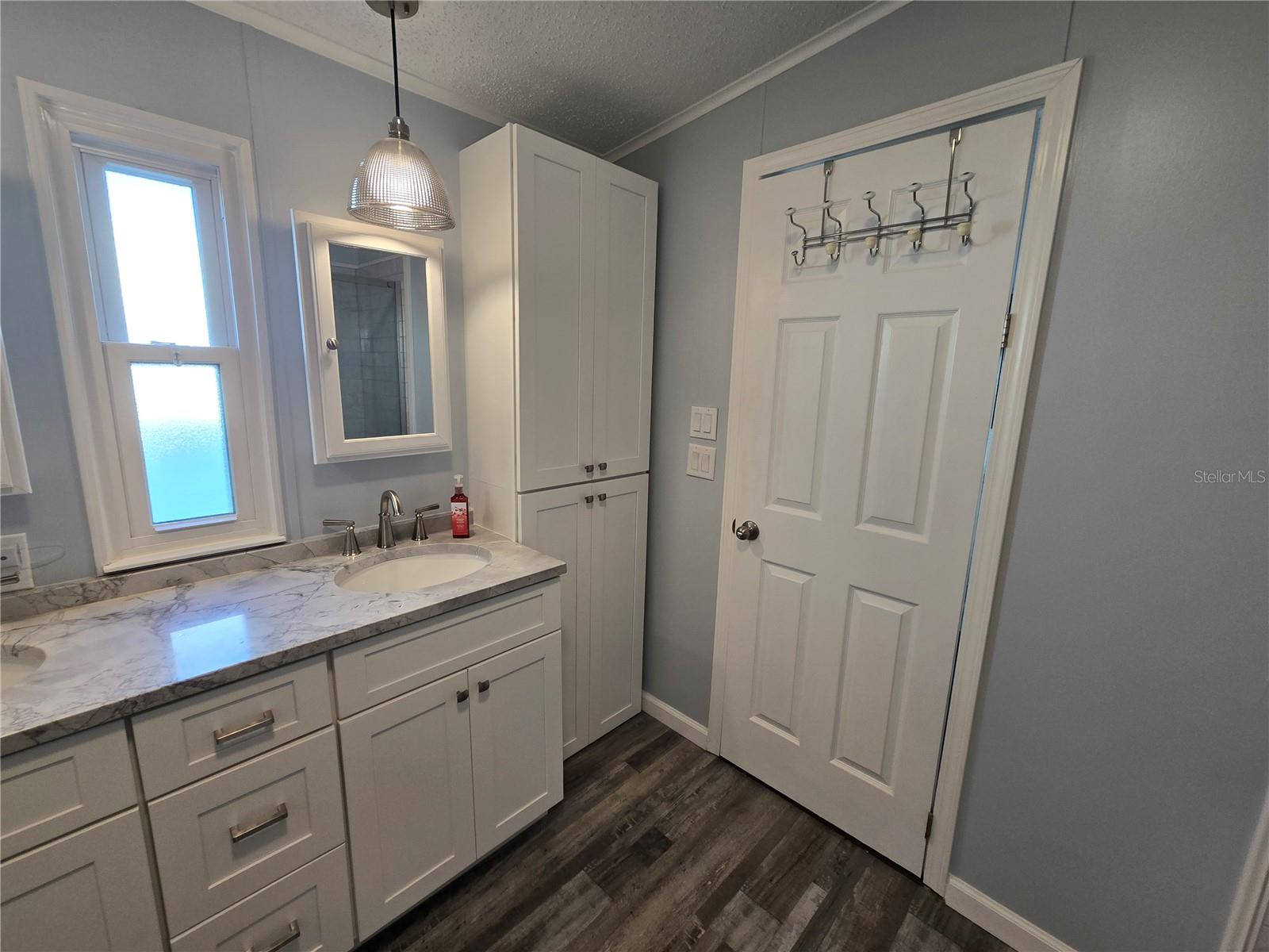 SWEETWATER GOLF AND TENNIS CLUB - Residential