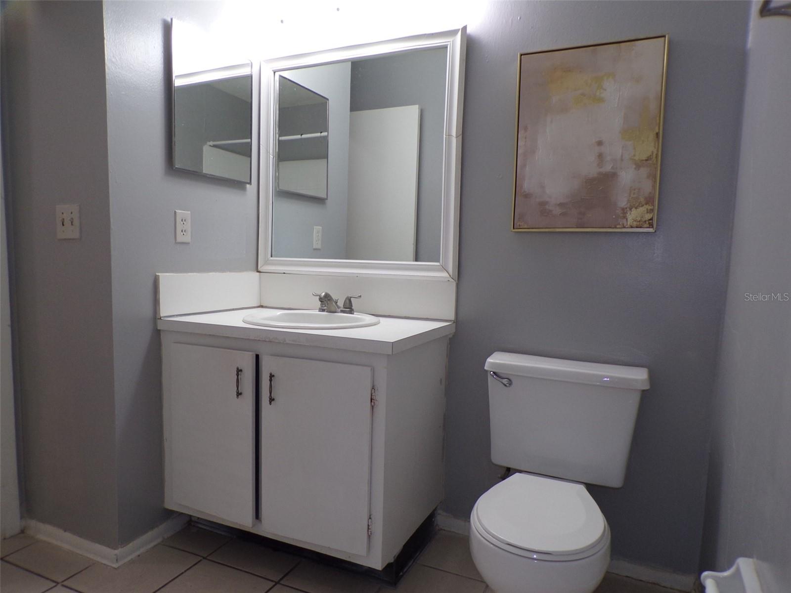 CURRY FORD WOODS - Residential