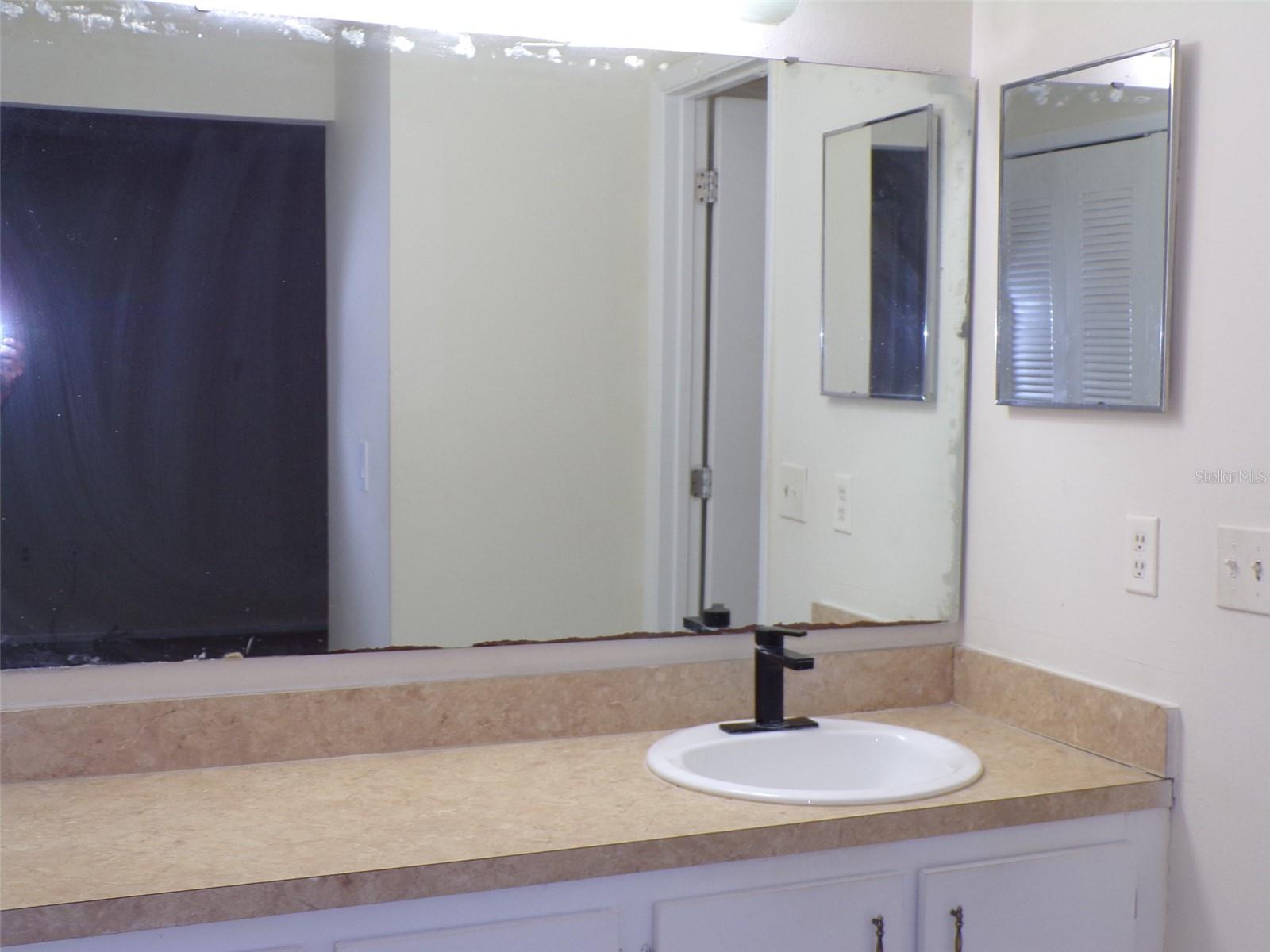 CURRY FORD WOODS - Residential