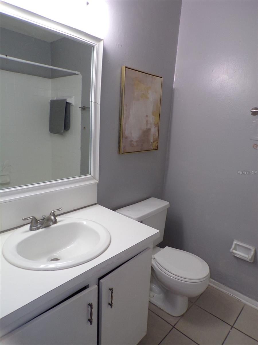 CURRY FORD WOODS - Residential