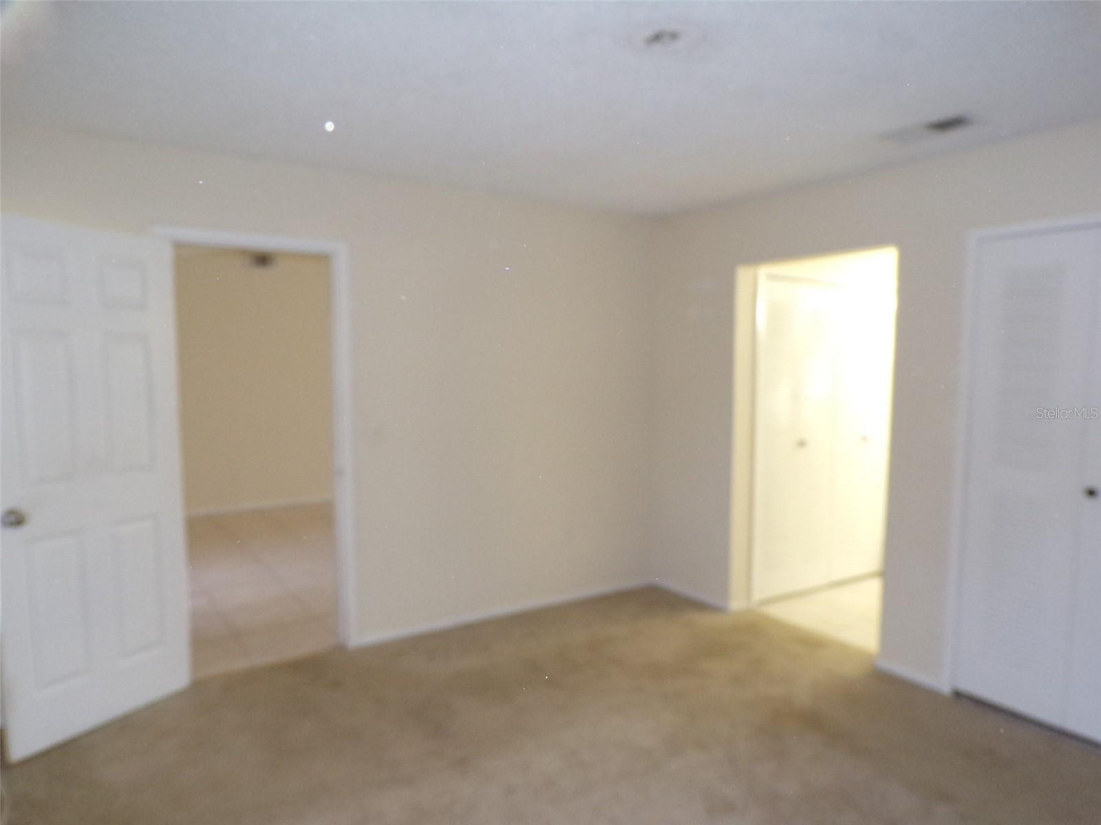 CURRY FORD WOODS - Residential