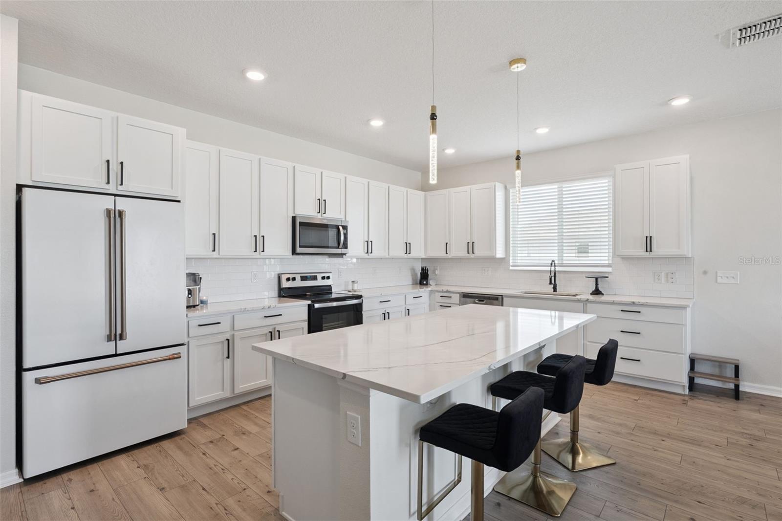 THE GARDENS AT LAKE JACKSON RIDGE PHASE 6 - Residential