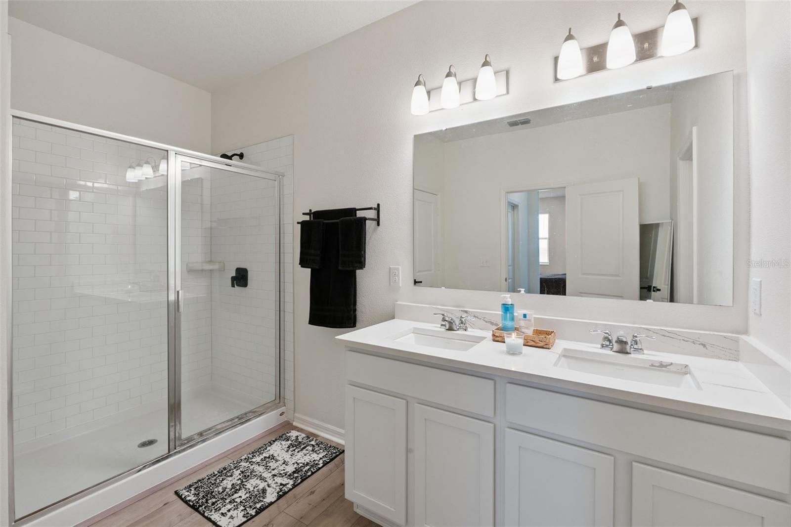 THE GARDENS AT LAKE JACKSON RIDGE PHASE 6 - Residential