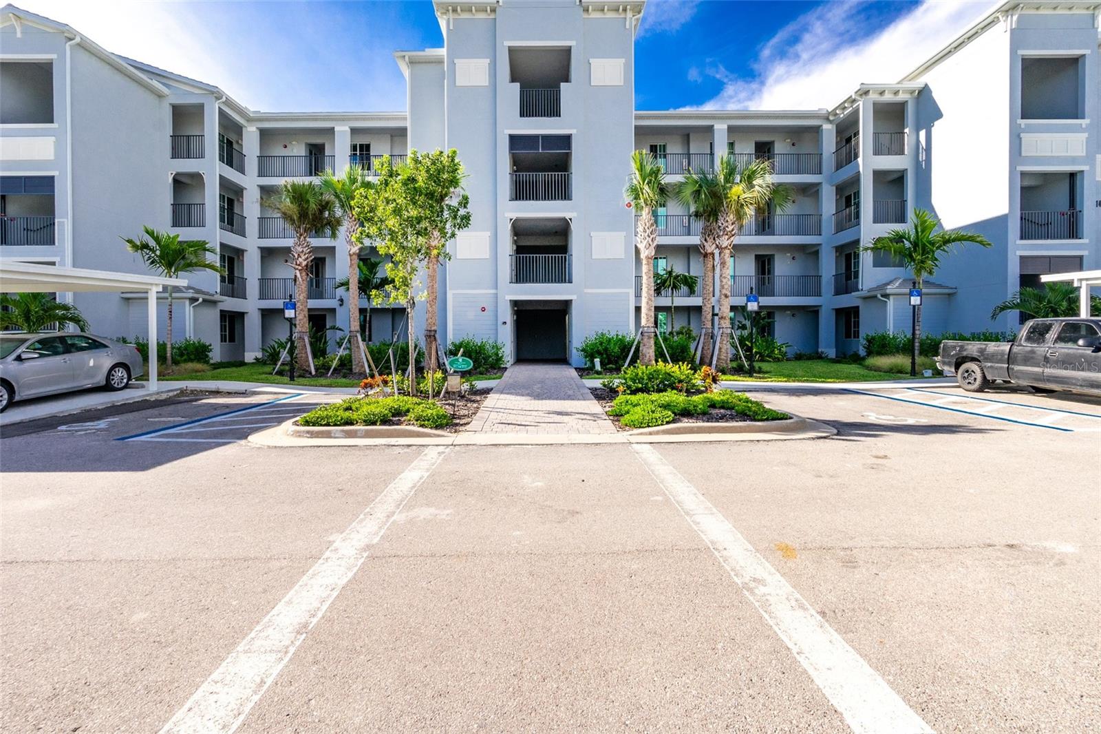 HERITAGE LANDING GOLFS & COUNTRY CLUB - Residential Lease