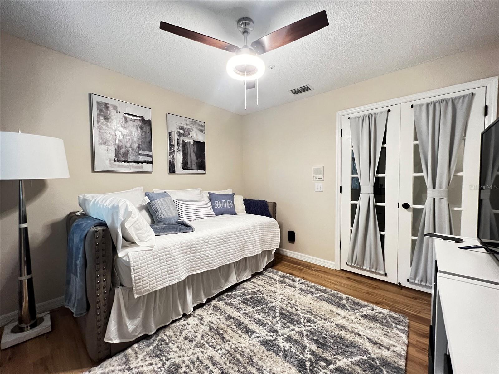 COACH HOMES AT ERROL ESTATES - Residential