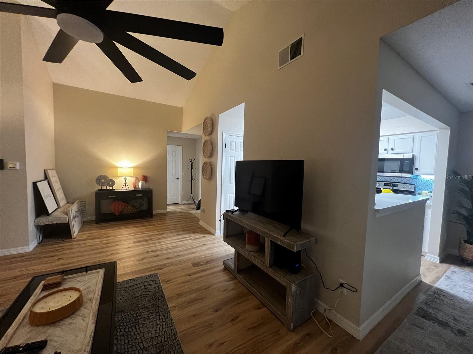 COACH HOMES AT ERROL ESTATES - Residential