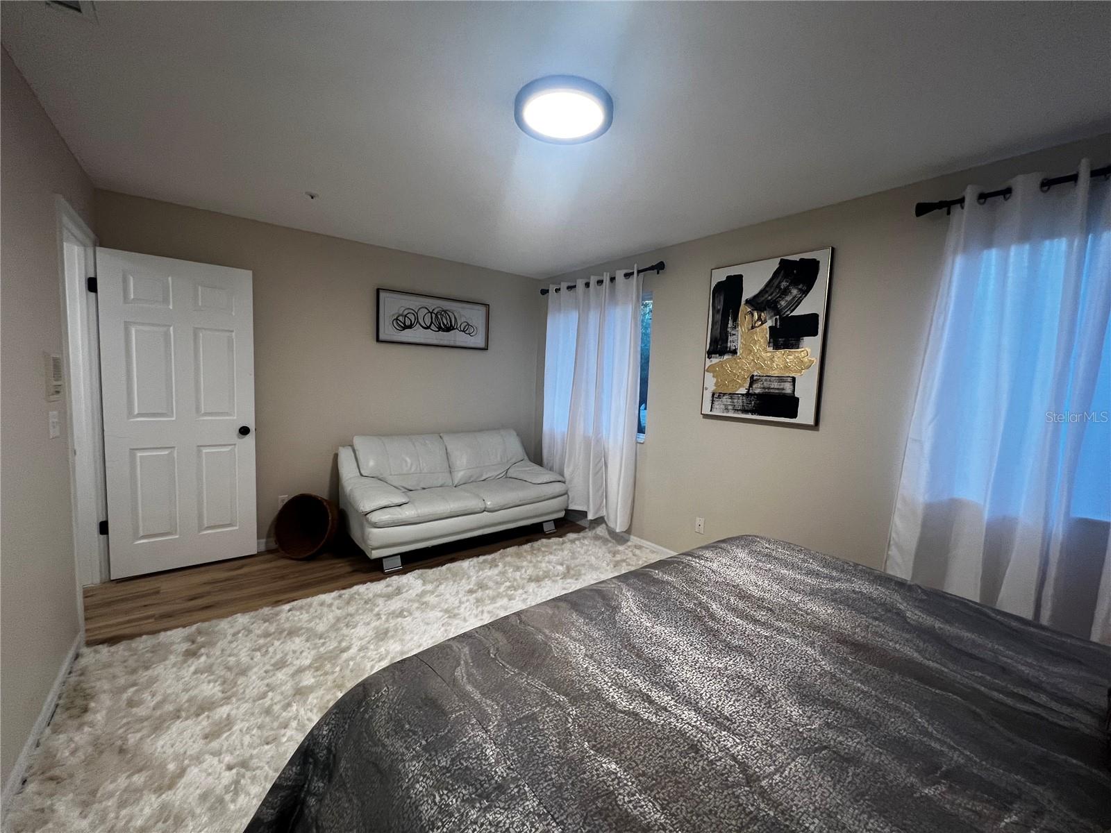 COACH HOMES AT ERROL ESTATES - Residential
