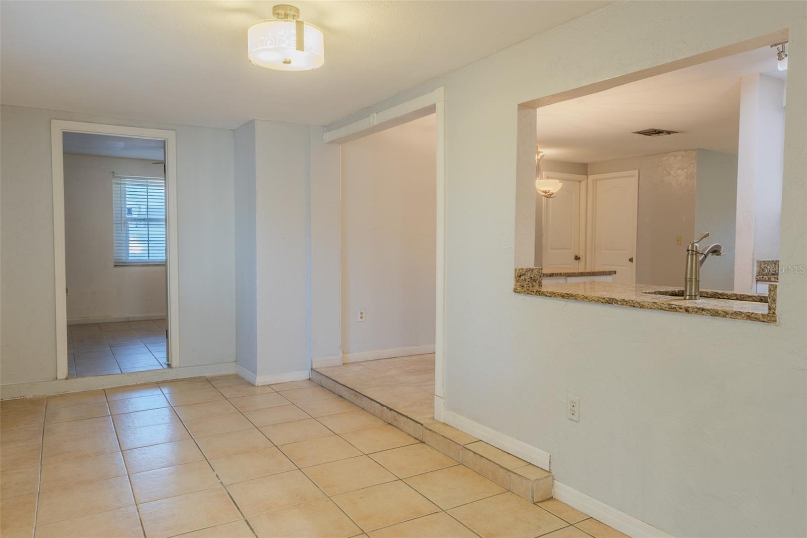 PALM GROVE - Residential