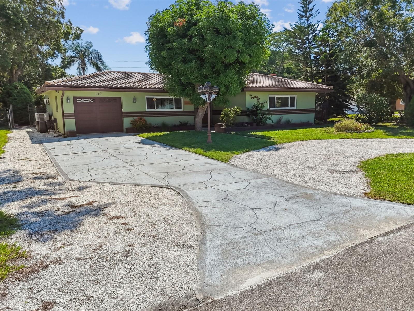 11417 OVAL DRIVE E