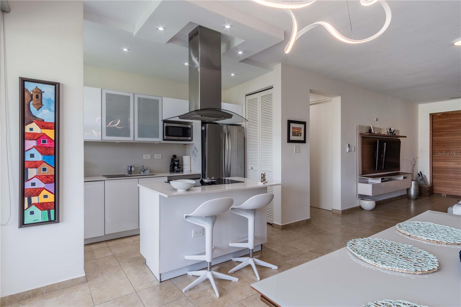 HARBOUR LAKES - Residential Lease