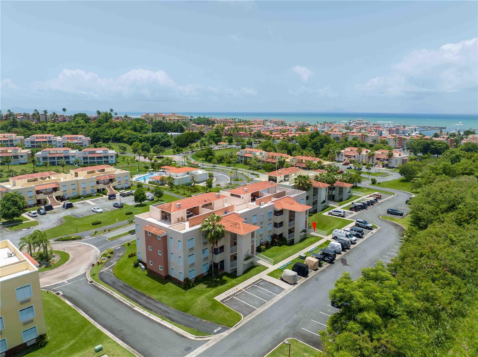 HARBOUR LAKES - Residential Lease