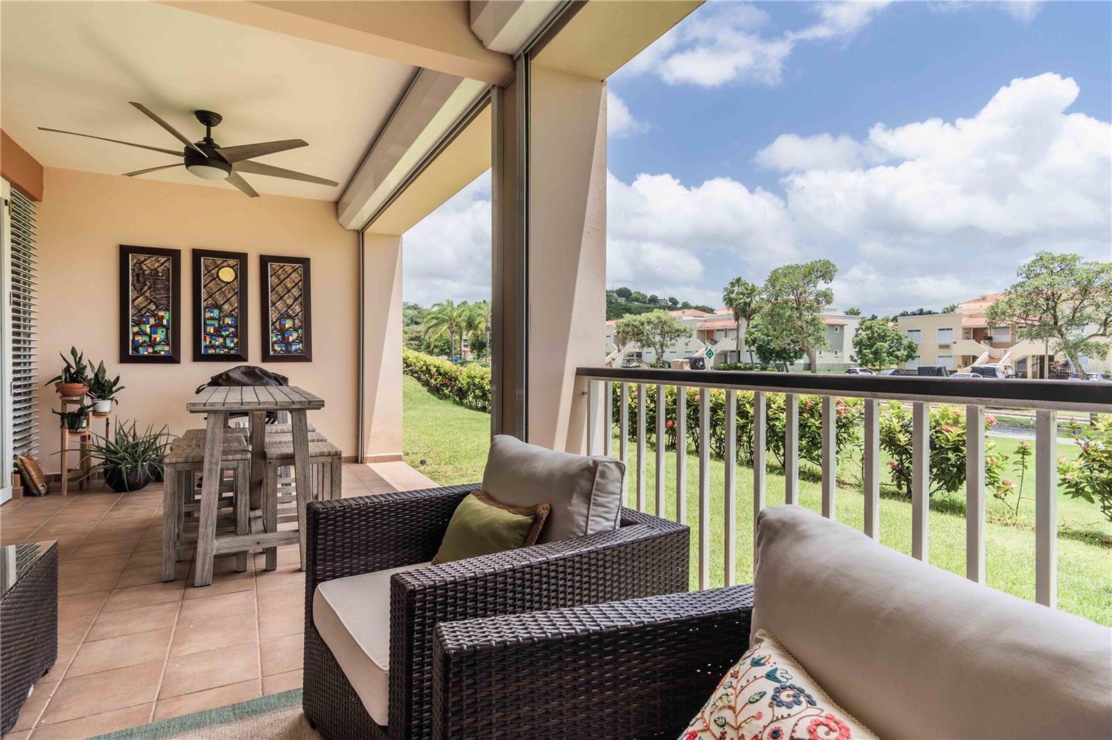 HARBOUR LAKES - Residential Lease