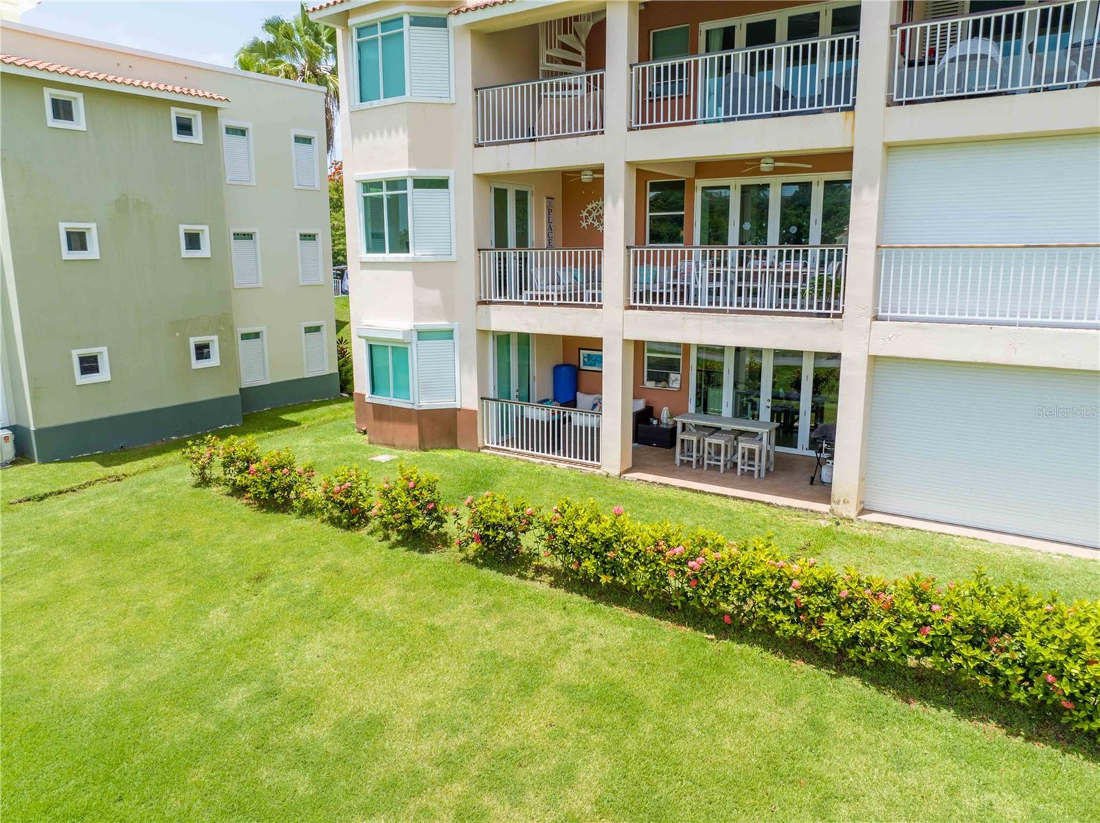 HARBOUR LAKES - Residential Lease