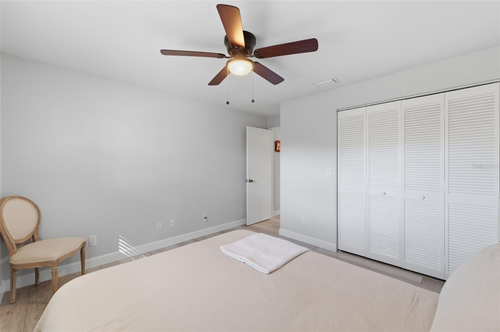 GOLF VIEW VILLAS CONDO 01 - Residential