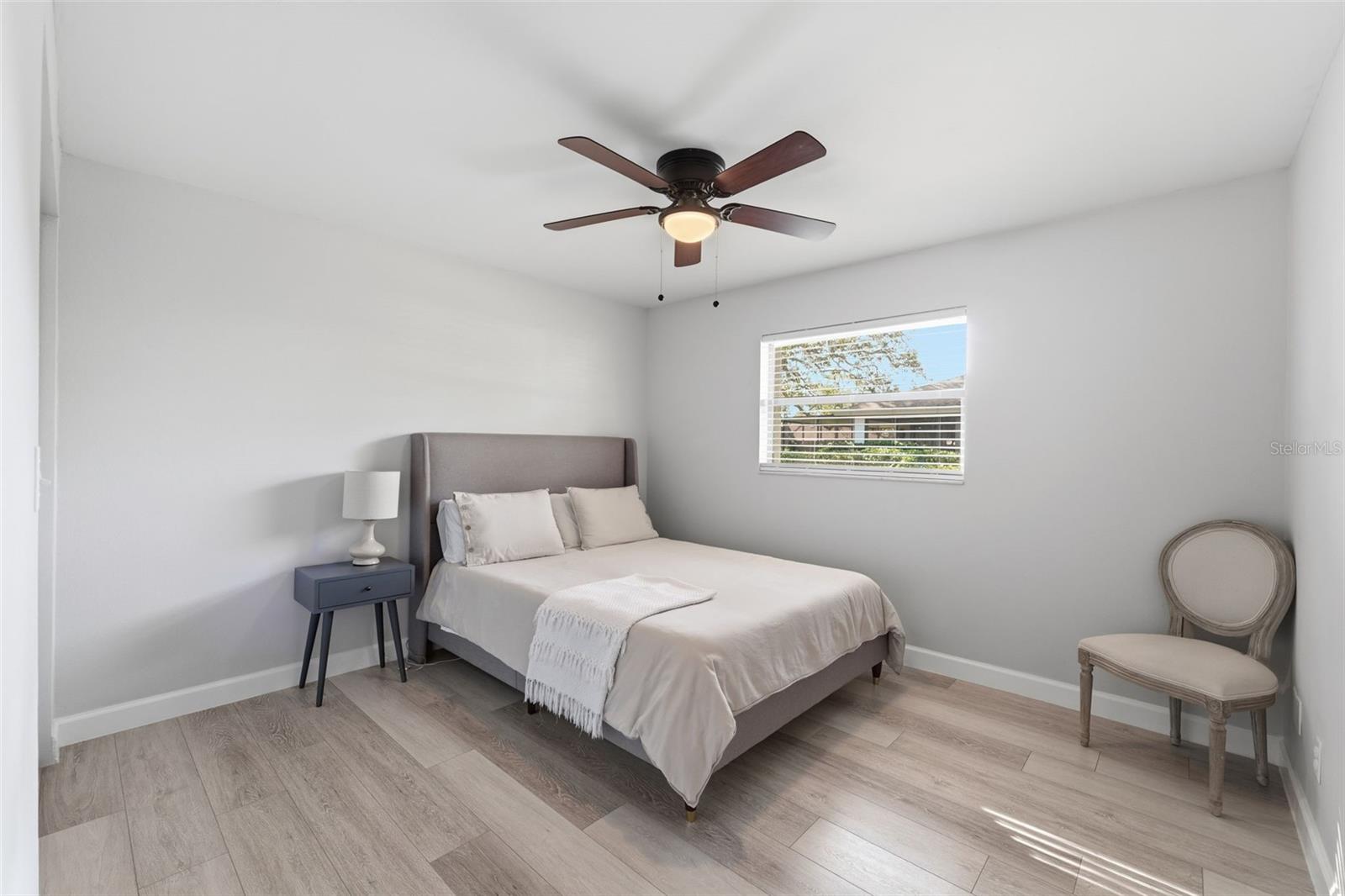 GOLF VIEW VILLAS CONDO 01 - Residential