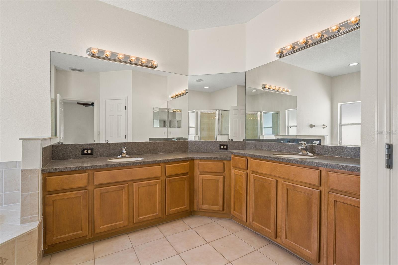 MIRA LAGO WEST PH 1 - Residential