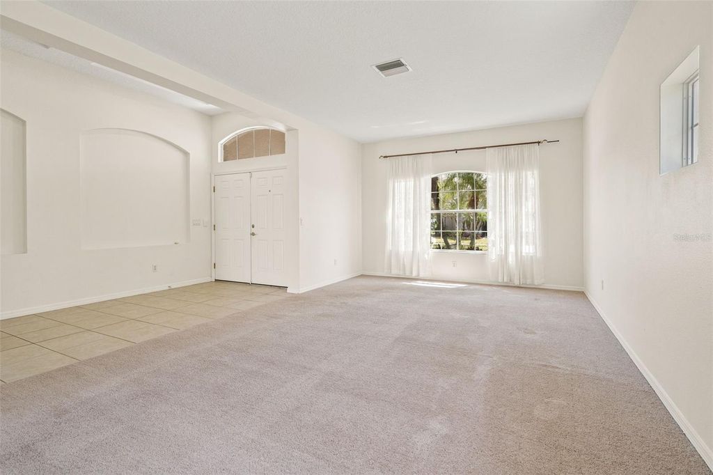 Photo of 518 York Dale Drive, Ruskin, FL 33570 (MLS # TB8488095)