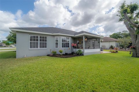 A home in LAKELAND