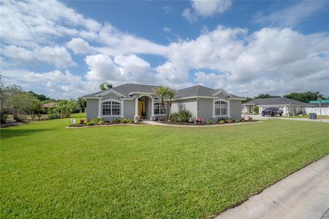 A home in LAKELAND