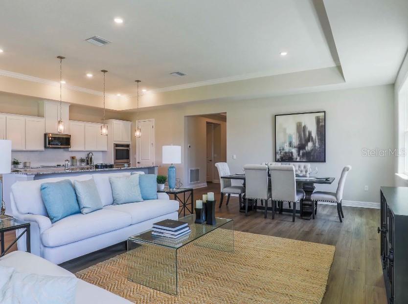 THE RESERVE AT HAMMOCK OAKS - Residential