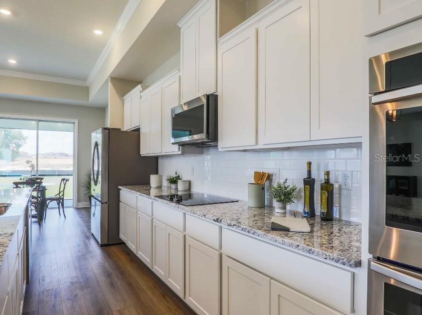 THE RESERVE AT HAMMOCK OAKS - Residential