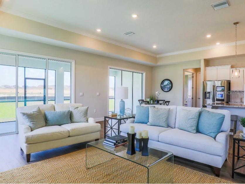 THE RESERVE AT HAMMOCK OAKS - Residential