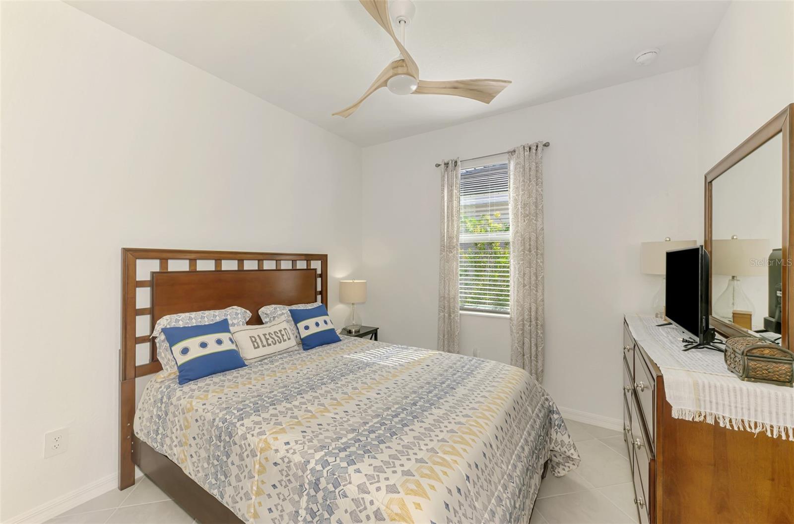 ANTIGUA/WELLEN PARK - Residential