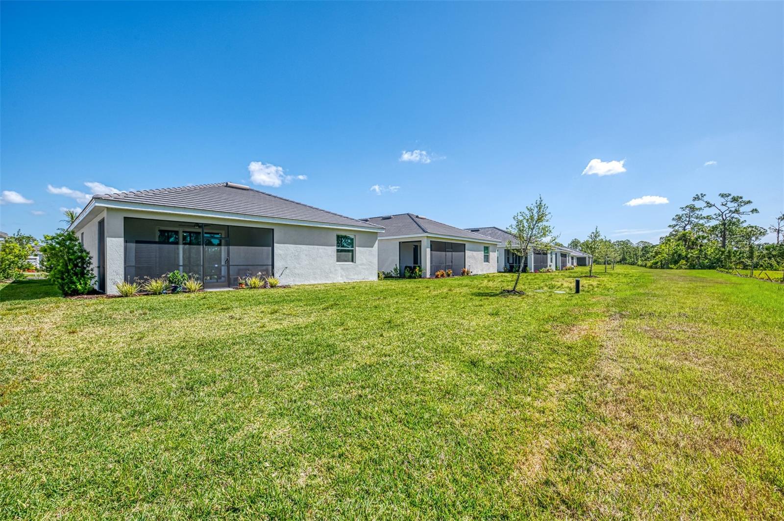 ANTIGUA/WELLEN PARK - Residential