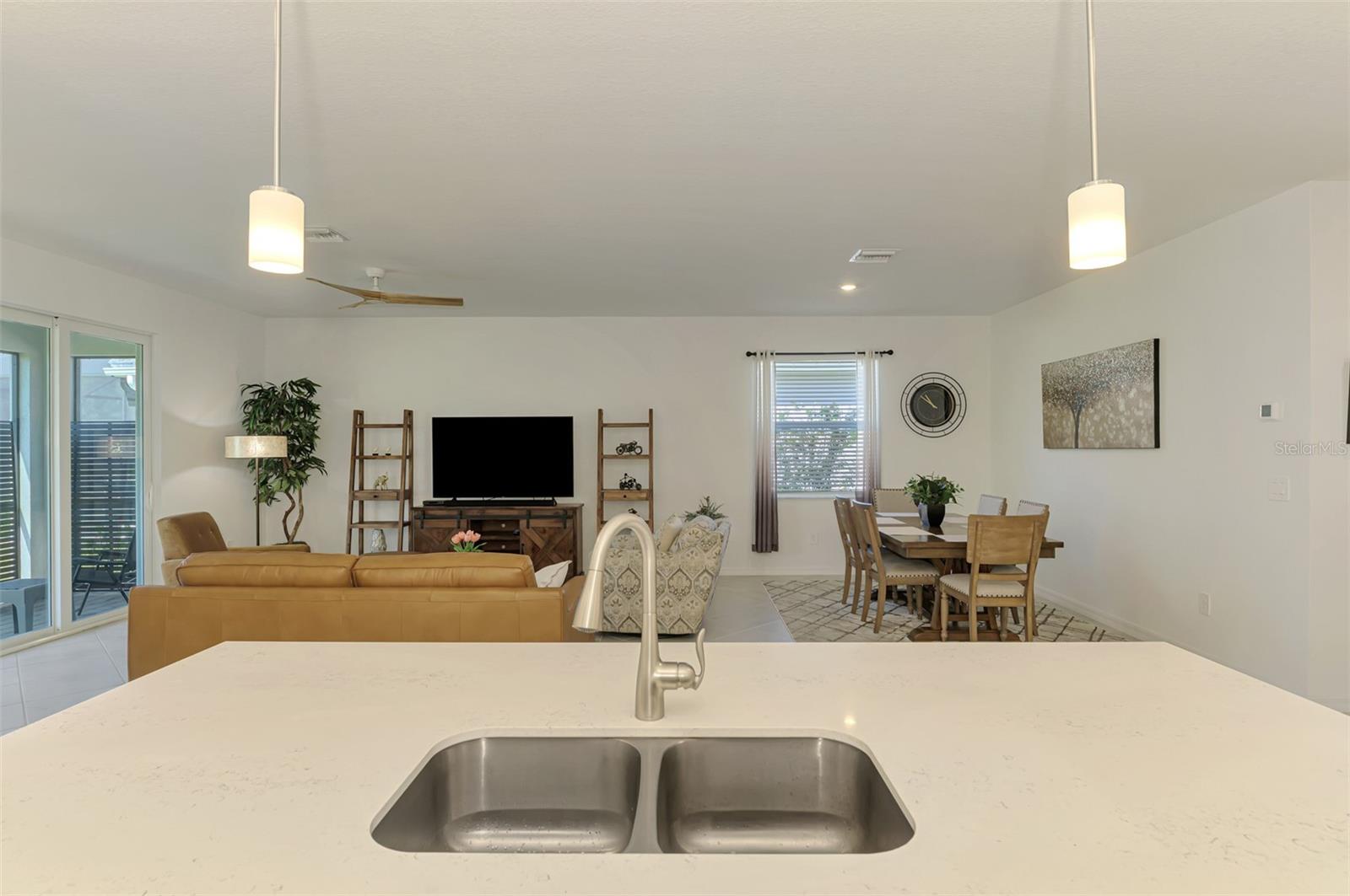 ANTIGUA/WELLEN PARK - Residential