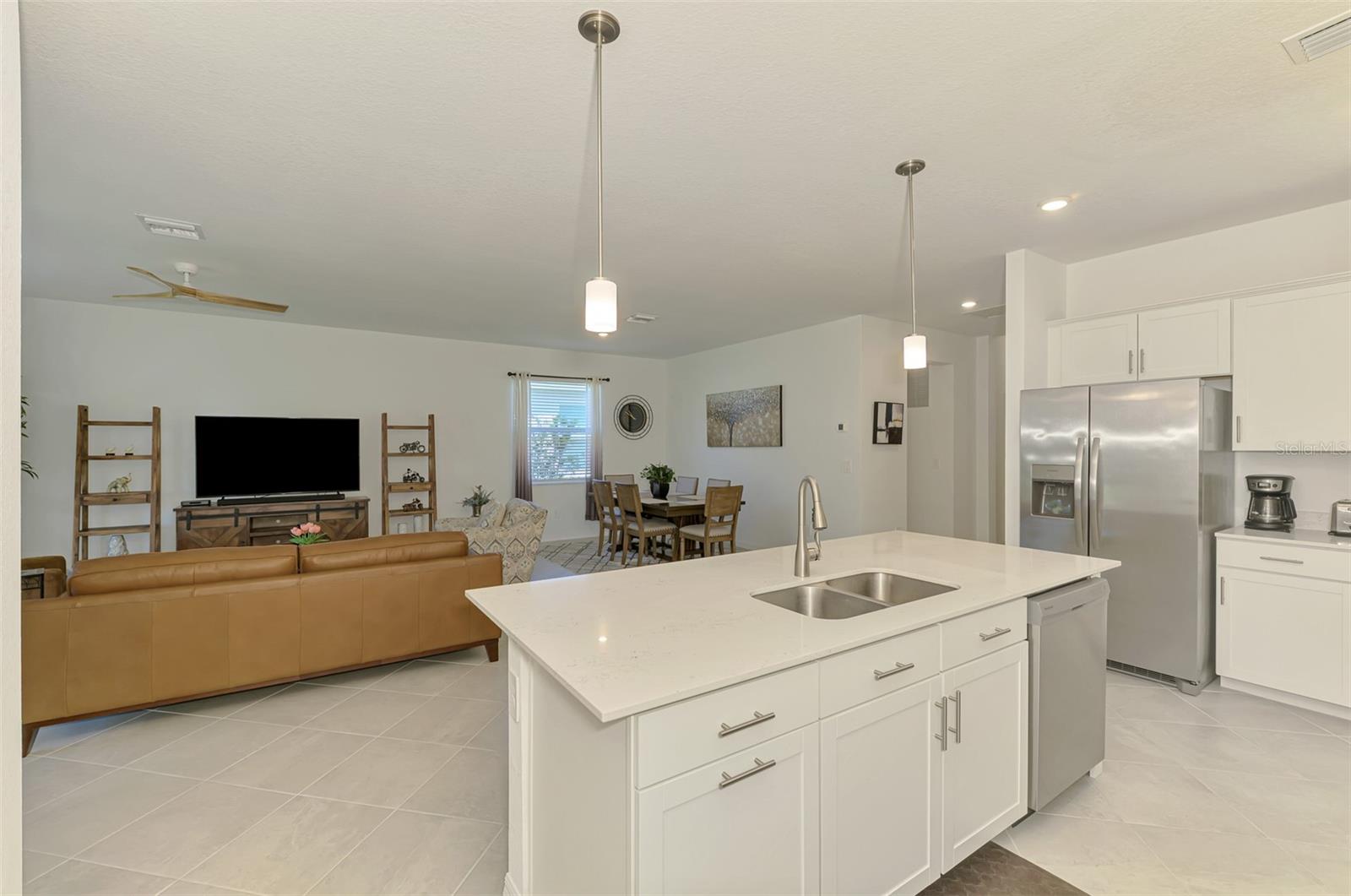 ANTIGUA/WELLEN PARK - Residential