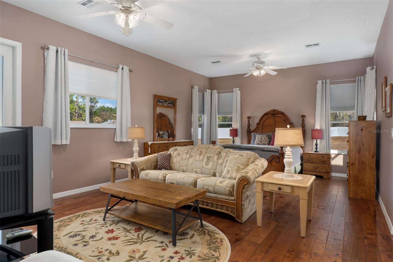 OAKWOOD ACRES - Residential