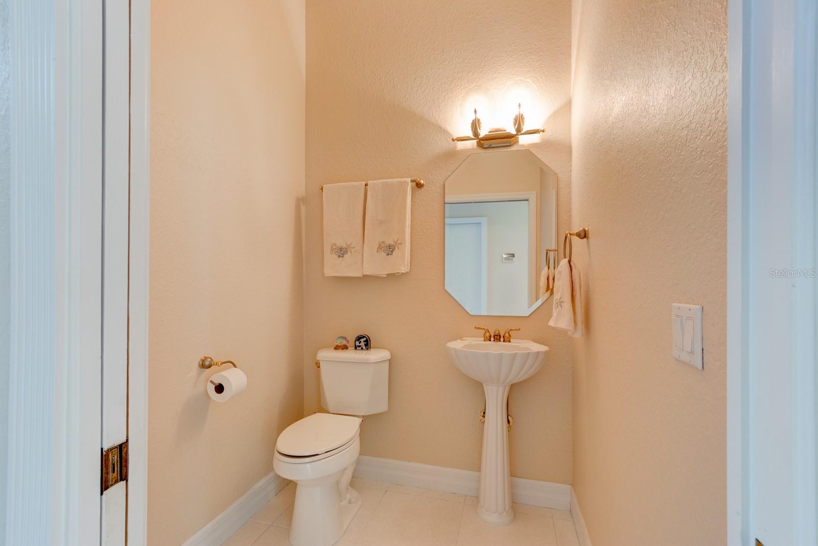 ORMOND LAKES UNIT 05 - Residential