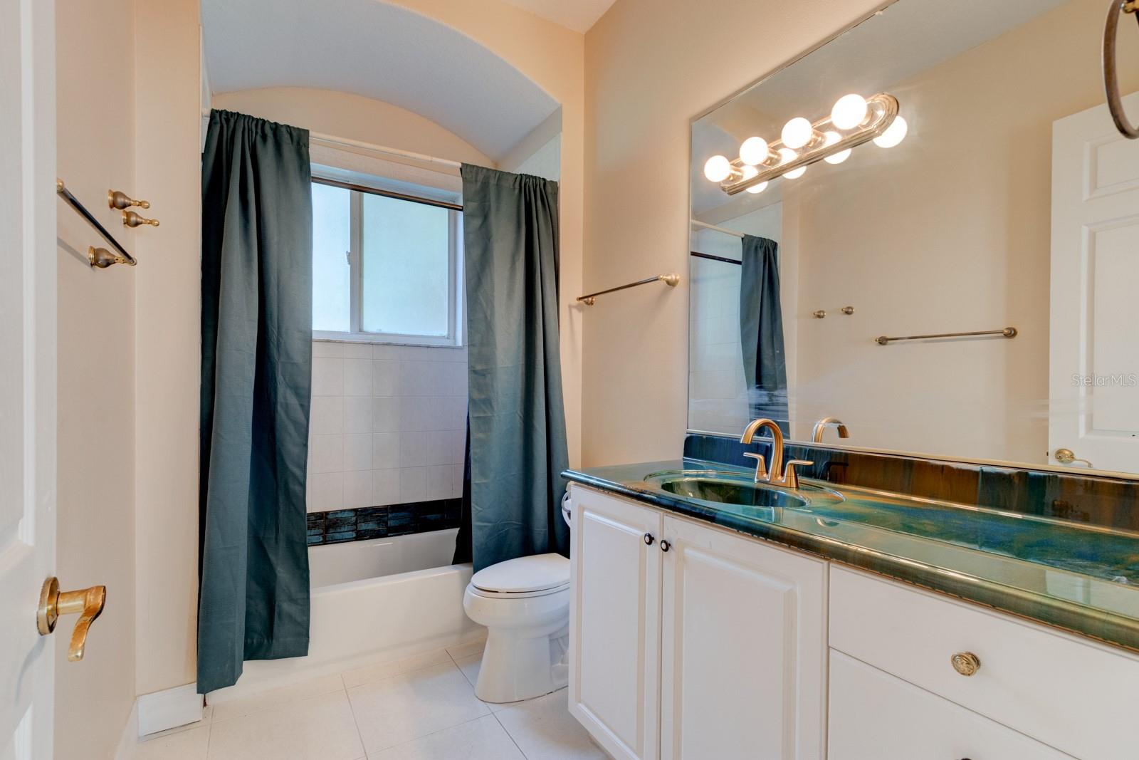 ORMOND LAKES UNIT 05 - Residential