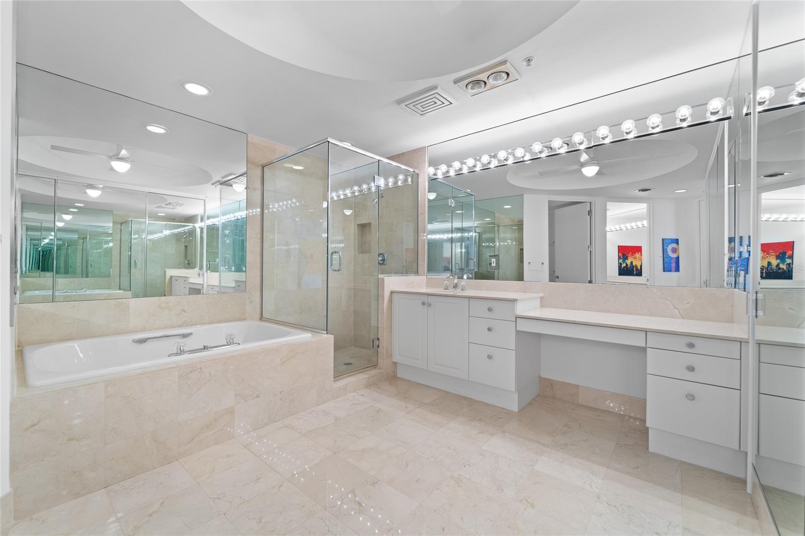 GRAND BAY 3 - Residential