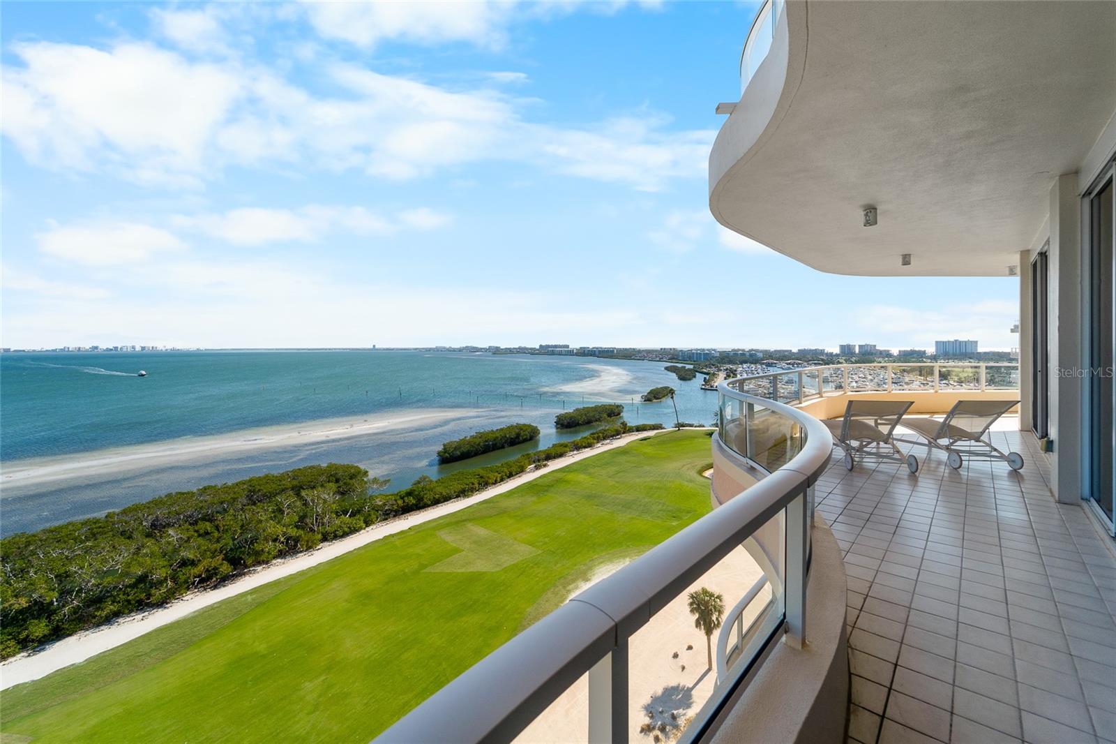 GRAND BAY 3 - Residential