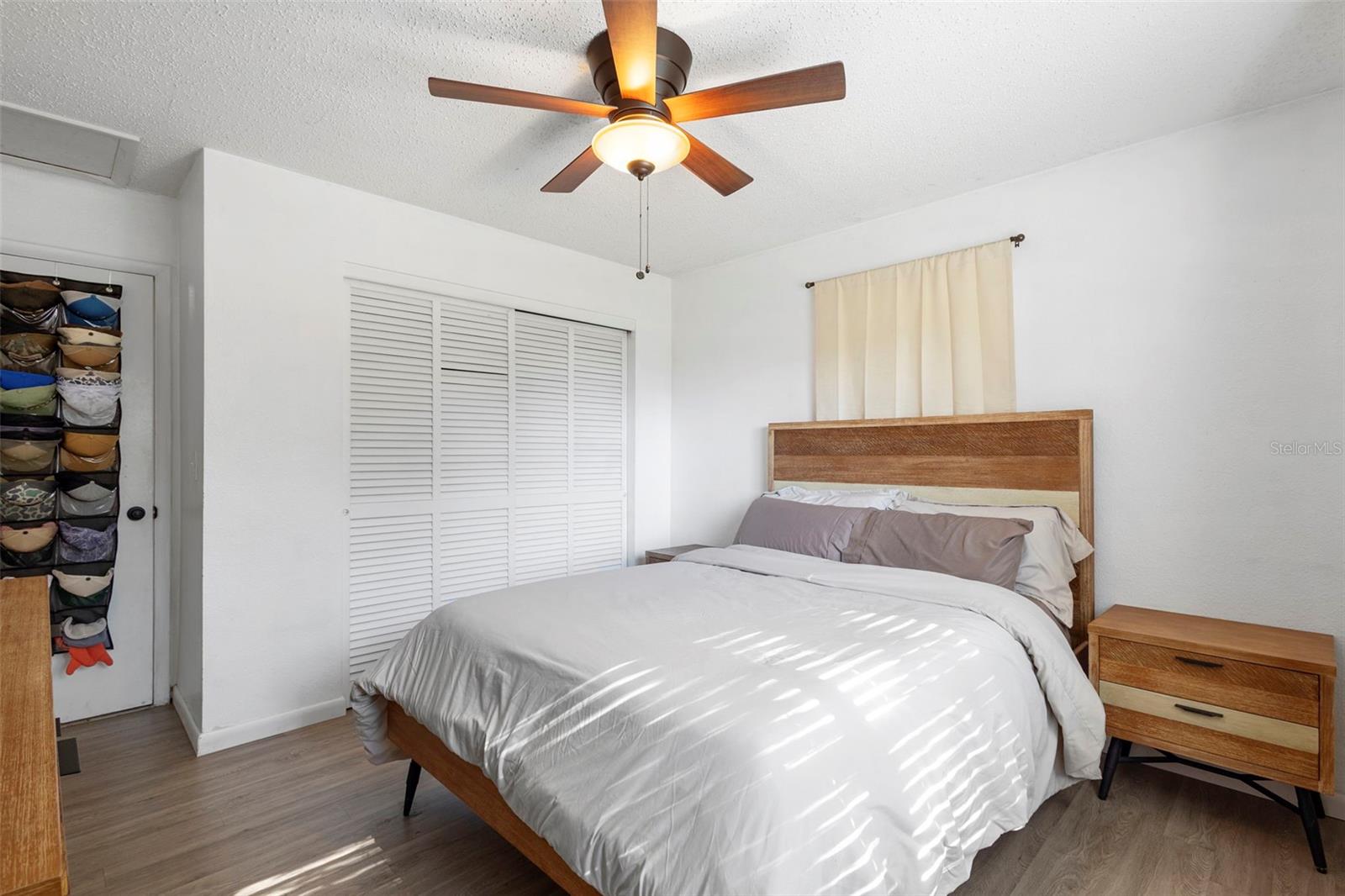 DELTONA LAKES UNIT 25 - Residential