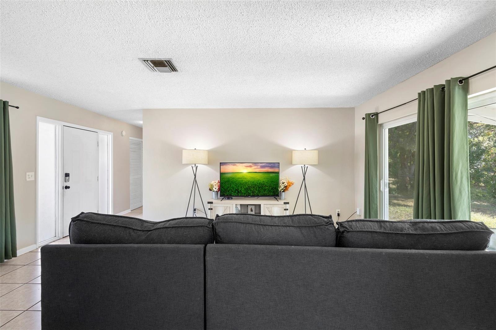 DELTONA LAKES UNIT 25 - Residential