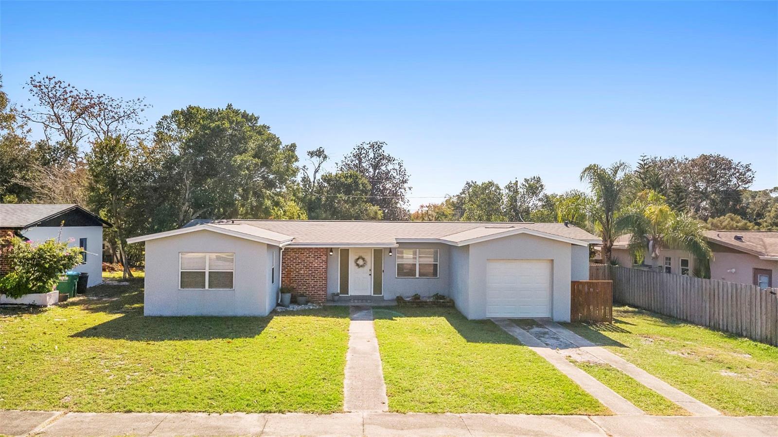 DELTONA LAKES UNIT 25 - Residential