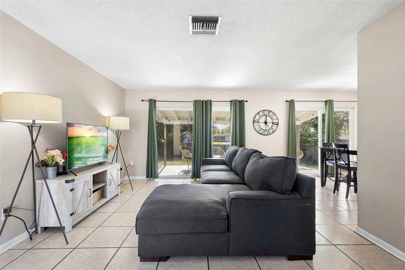 DELTONA LAKES UNIT 25 - Residential