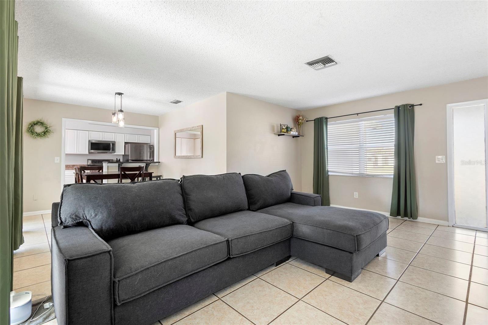 DELTONA LAKES UNIT 25 - Residential