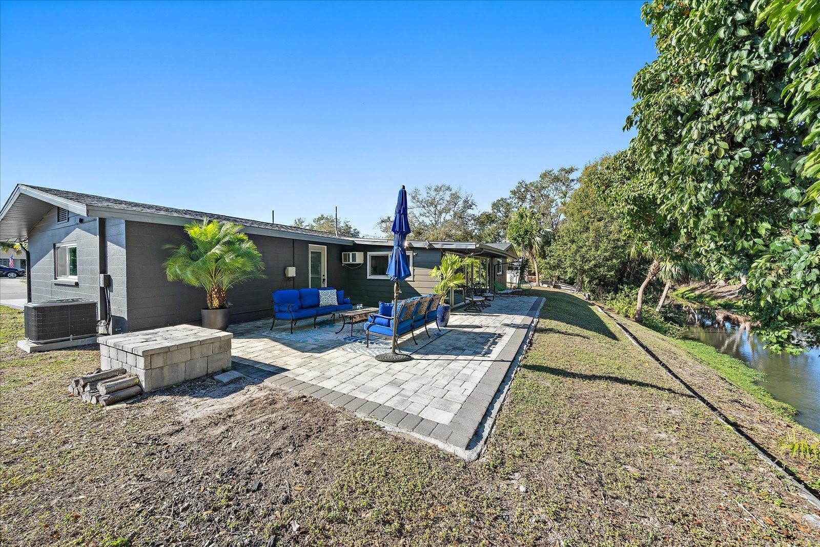 SOUTH GATE - Residential