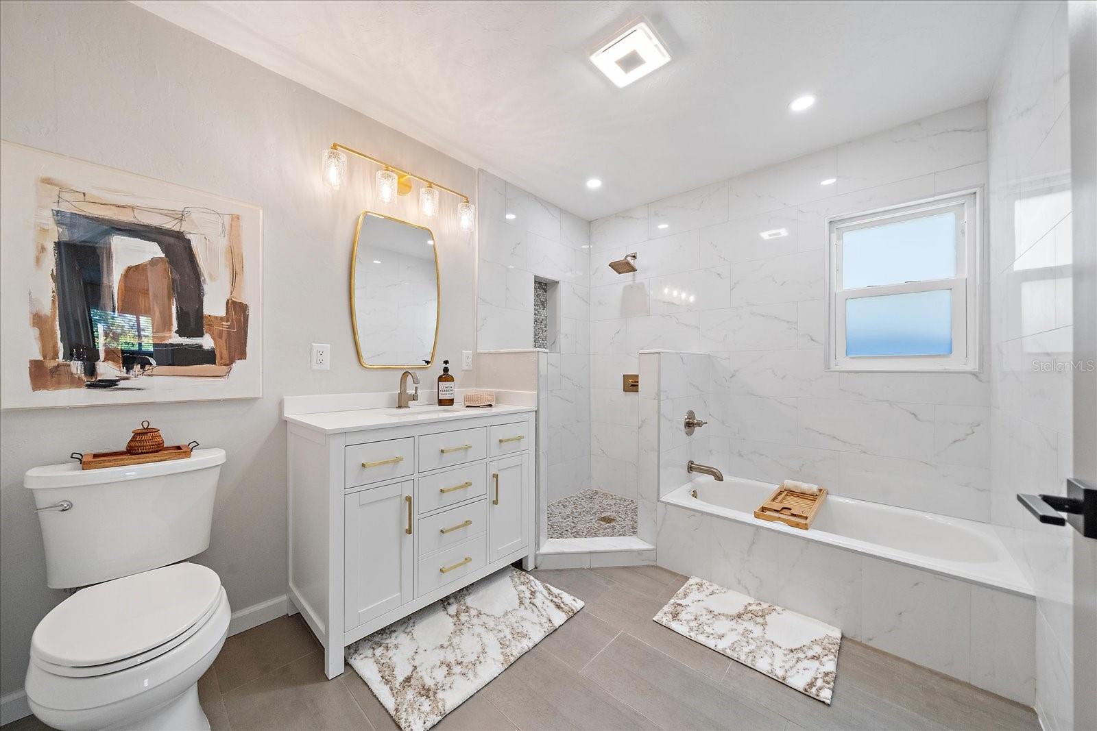 SOUTH GATE - Residential