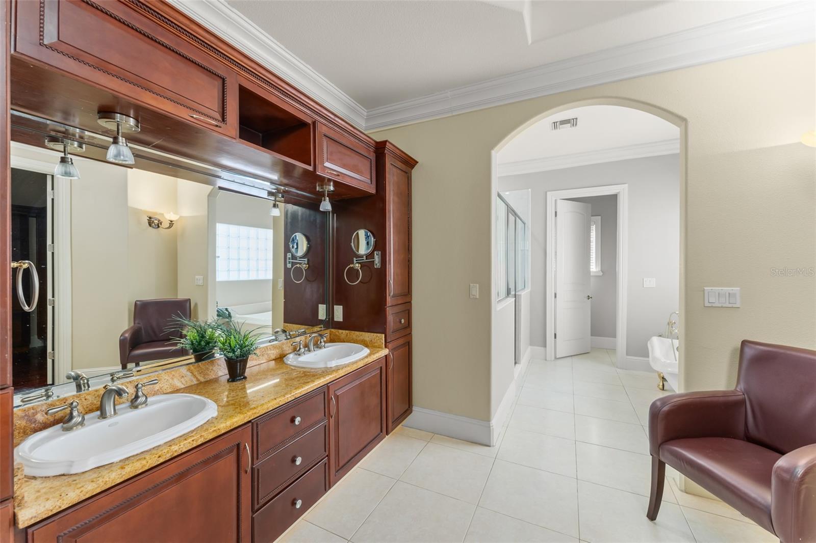 GOTHA TOWN - Residential